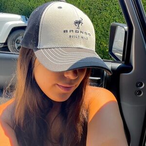 Unisex Black & Cream Bronco Baseball Hat OS w/ Adjustable Strap